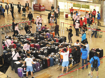 安利帝国(下)|界面新闻正午