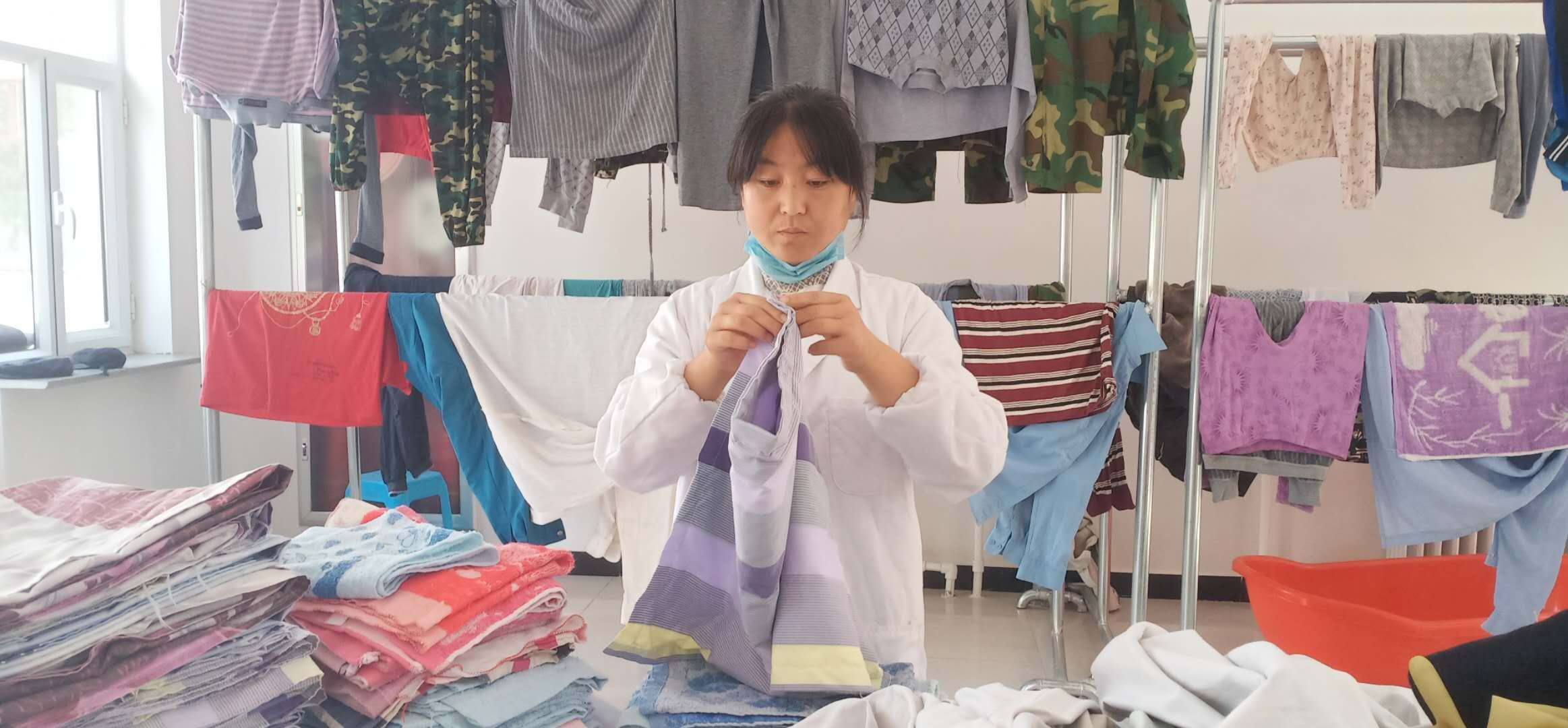 克什克腾旗 关注女性健康，与爱同行——从服饰视角看新时代女性发展